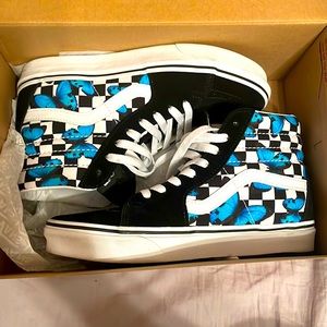 Hi-top Vans butterfly checkerboard